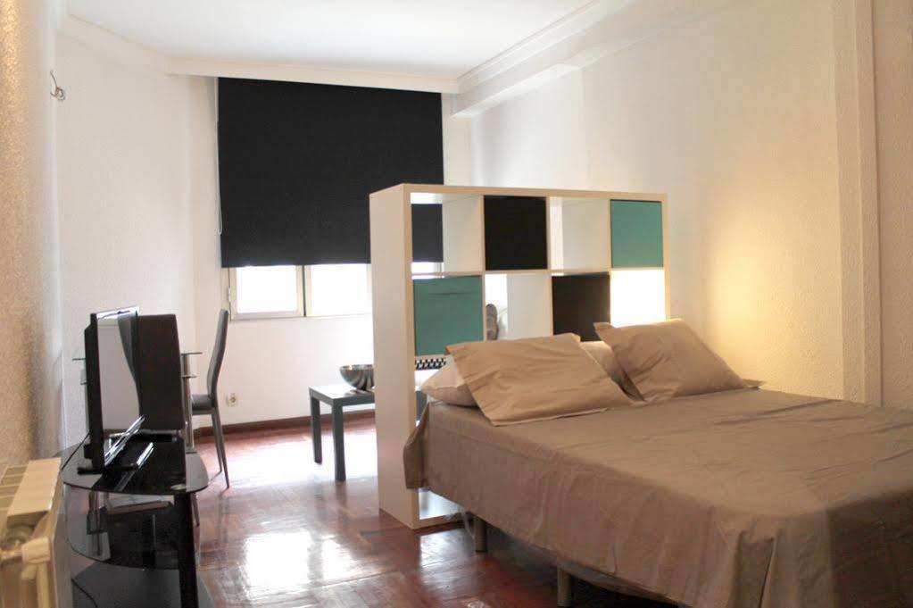 Apartamentos Rialto Madrid Ngoại thất bức ảnh