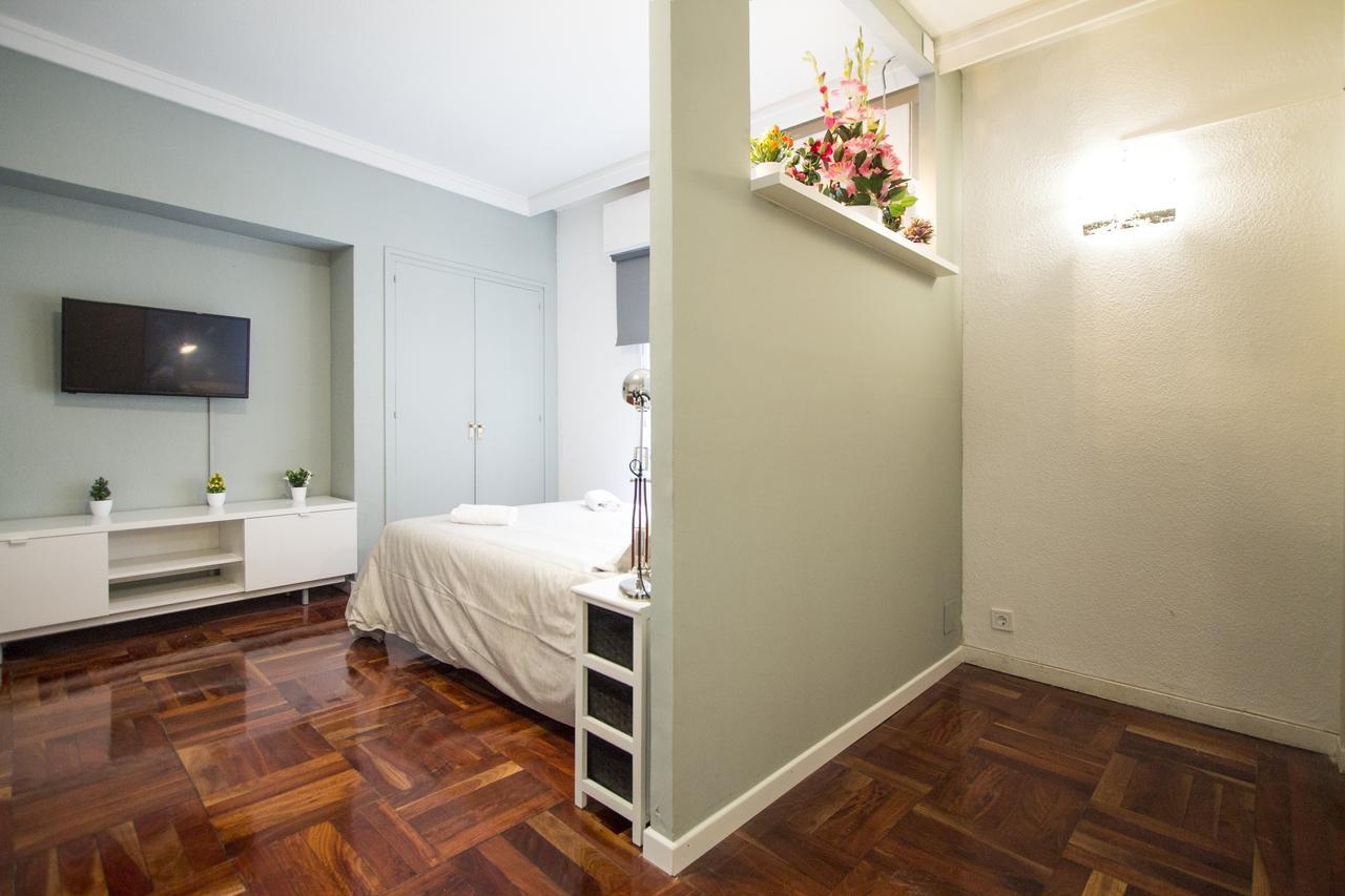 Apartamentos Rialto Madrid Ngoại thất bức ảnh