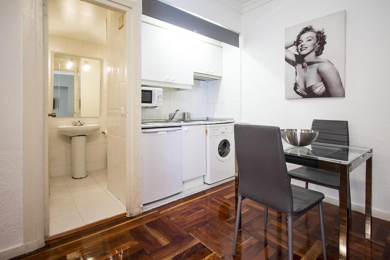 Apartamentos Rialto Madrid Ngoại thất bức ảnh