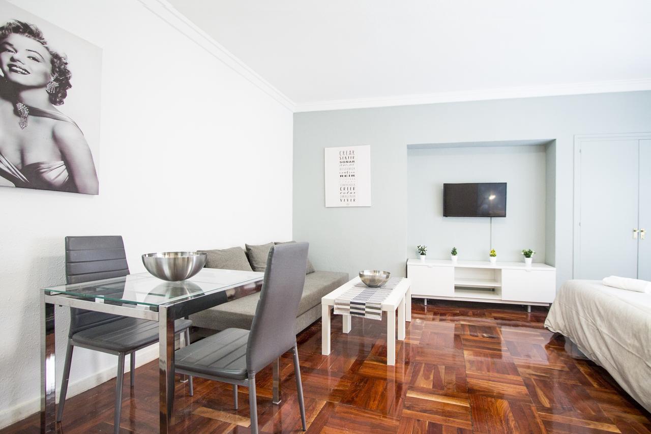 Apartamentos Rialto Madrid Ngoại thất bức ảnh